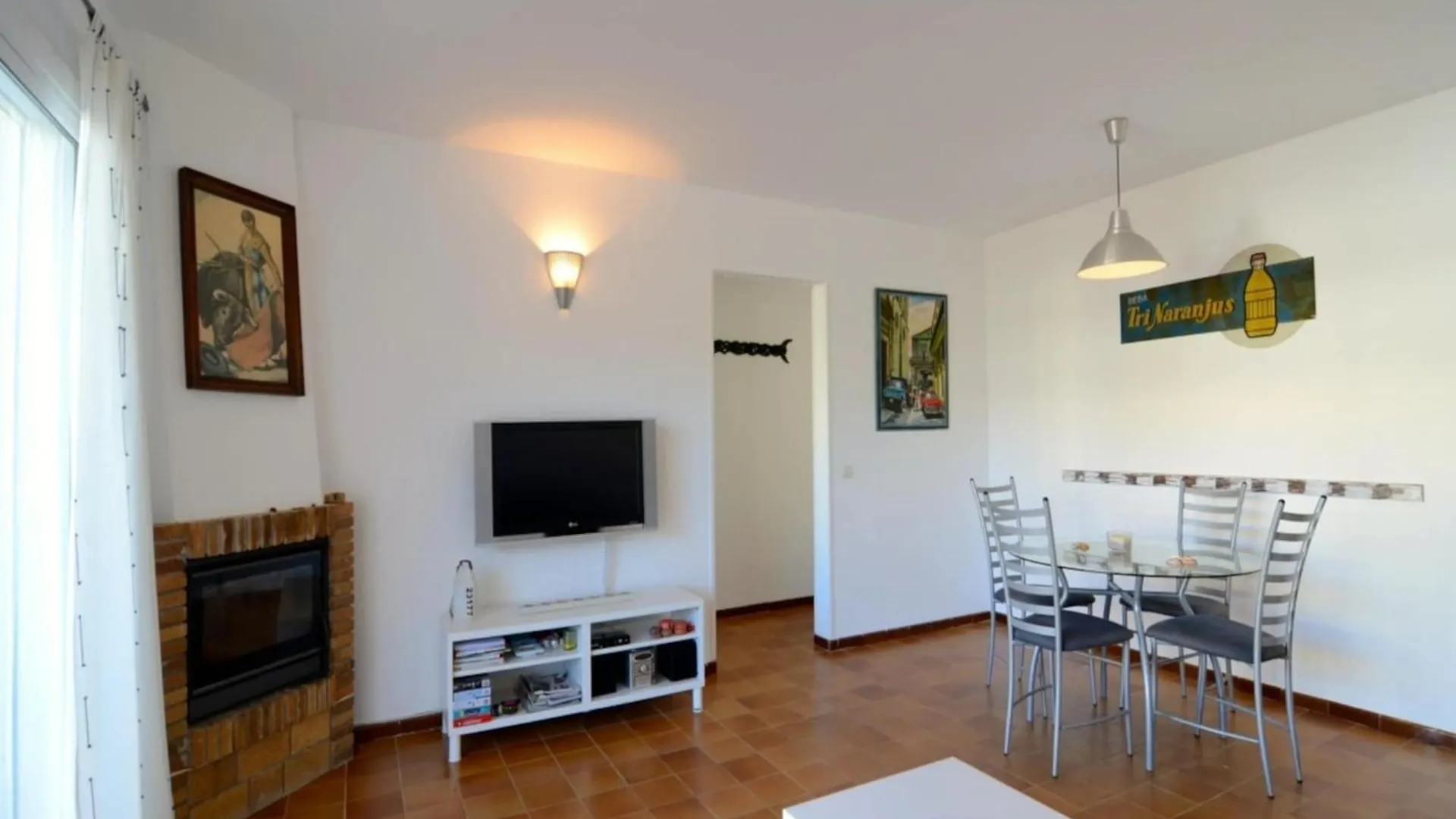 The Apartment In Pals Has 3 Bedrooms